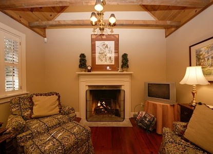 Stay at the Price House Cottage seven nights and the seventh night is free.