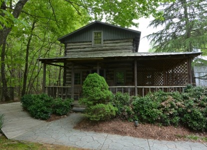Pilot Knob Inn brown cabin