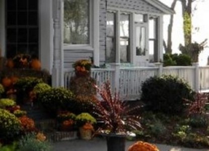 Black Walnut Point Inn cabins